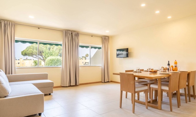 Vilamoura Apartamento | Mourabel Apartment - S by Hellovacations