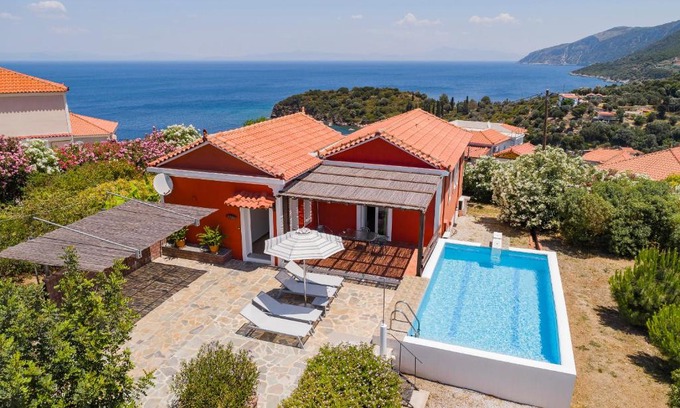 Samos Town Villa | Mouzakis Villas