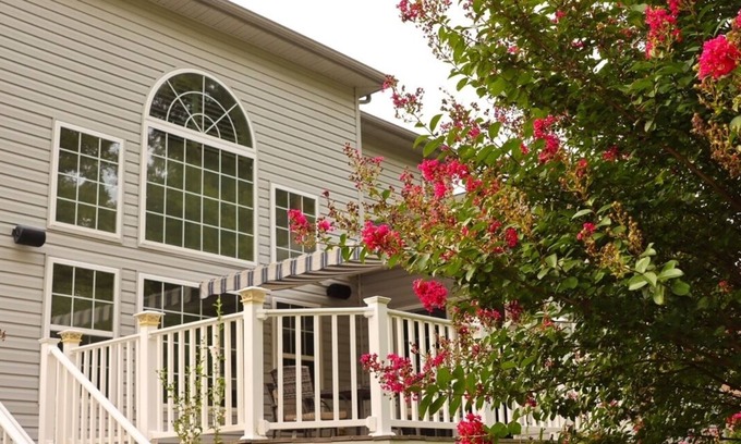 Fort Washington Casa | Movie Theater, 2 Kitchens and 6-BR DC & Harbor