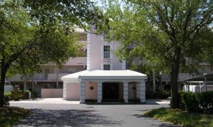 Plantation Condominio | ¿Te mudas a Florida? ¿Necesita alojamiento a corto plazo?