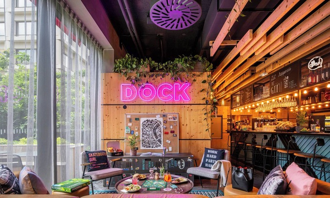 Bassins a Flot Hotel | Moxy Bordeaux Hotel