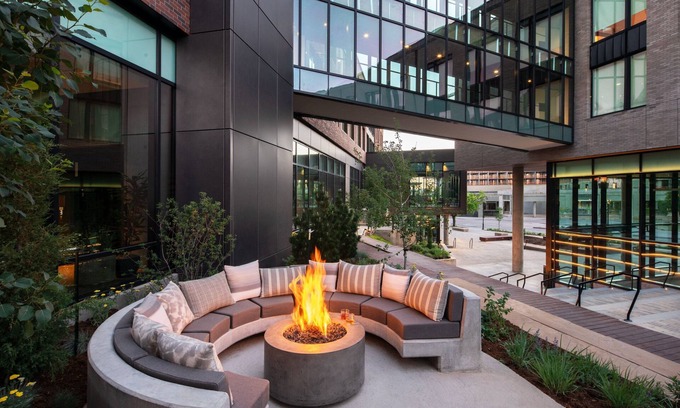 University Hill Hotel | Moxy Boulder