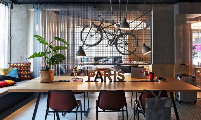 Quartier Saint-Ambroise Hotel | Moxy Paris Bastille France