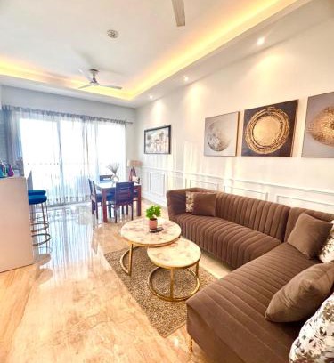 Noida Apartamento | MOYDOM 2BHK APARTMENT IN NOIDA, ZERO kM DELHI
