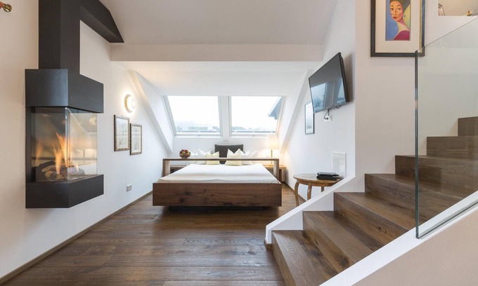 Taxham Otro | Apartamentos Mozart, ANNA