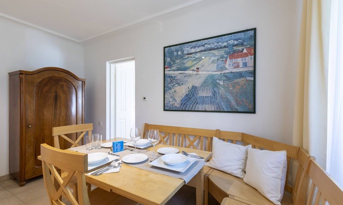 Taxham Otro | Apartamentos Mozart, ELVIRA