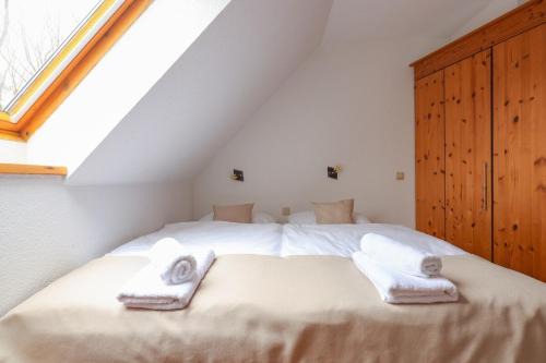 Hakenfelde Apartamento | Mozart