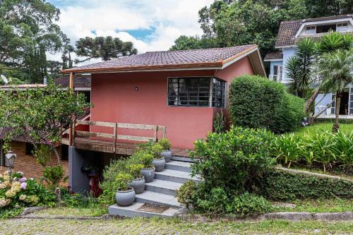 Vista Alegre Casa | MP 001 - Casa Completa em Condomínio Arborizado e Tranquilo