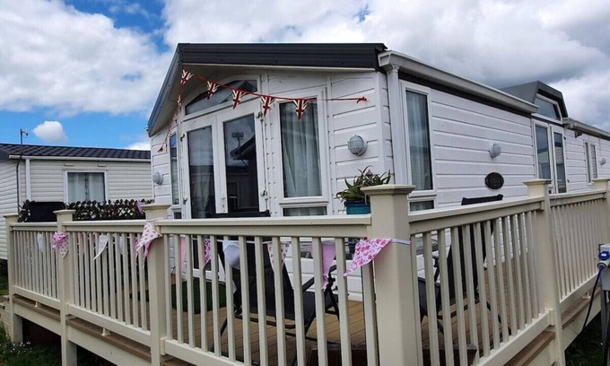 Camber Alquiler De RV | MP709 - 2B - Willerby Vogue