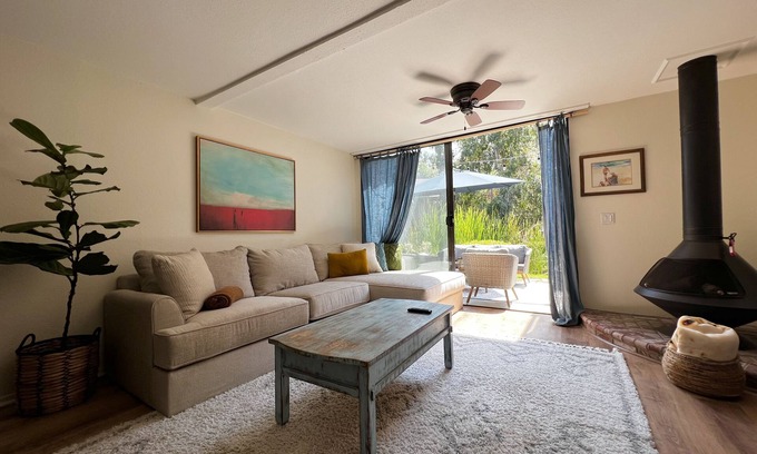 Aliso Viejo Condominio | Mr. J's creekside self-care sanctuary