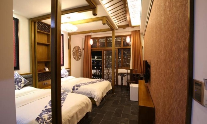 Fenghuang Casa | Ms.Yang's Guest House