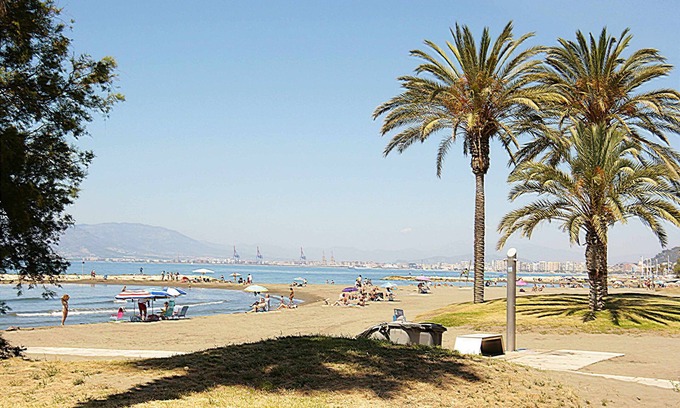 Playas del Palo Apartamento | Mshome Primera Línea en Málaga