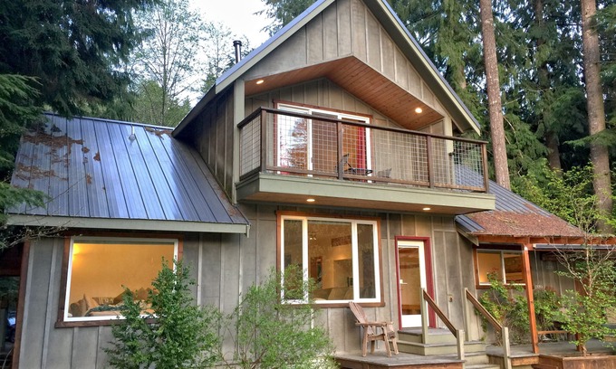 Glacier Chalet De Esquí | Cabaña Mt Baker Rim 70 Una casa de vacaciones que admite mascotas con jacuzzi y wifi