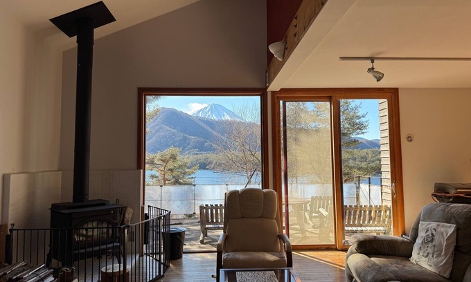 Fujikawaguchiko Cabaña | Mt.Fuji view/2min walk Lake Saiko/private cottage/BBQ/5min drive Kawaguchi Lake
