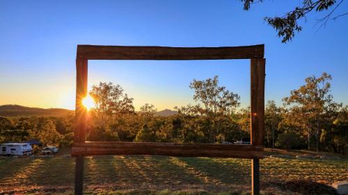Mount Larcom Complejo | Mt Larcom Tourist Park