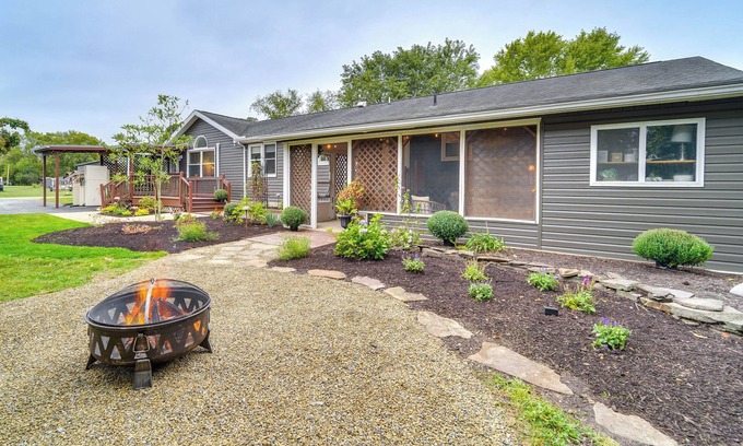 Duncansville Casa | Mtn-View Escape w/ Large Yard in Duncansville!