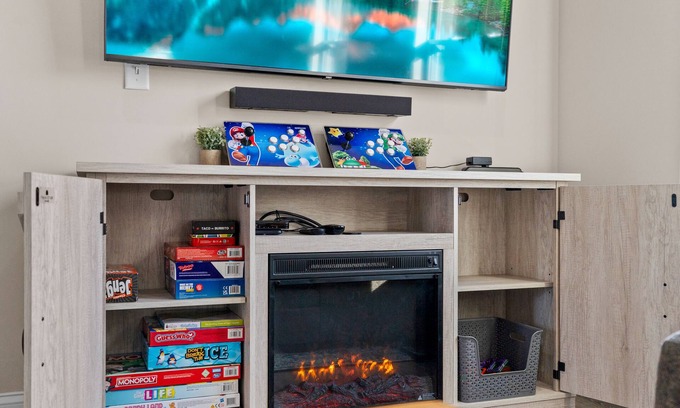Mars Hill Casa | Mtn Views, 20 Mins to Asheville, 12 Mins to Skiing, Arcade Games