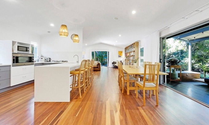 Mudjimba Casa | Mudjimba Beach Haven - 2 min walk to water!