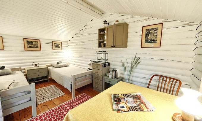 Igakula Otro | Muhu cabin Aasa