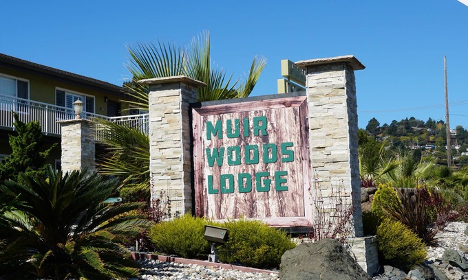 Almonte Hotel | Muir Woods Lodge