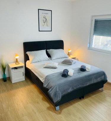 Surcin Apartamento | Muki apartments