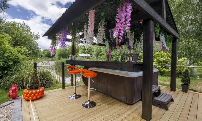 Selby Cabaña | Mulberry Lodge - sleeps 4 guests in 2 bedrooms