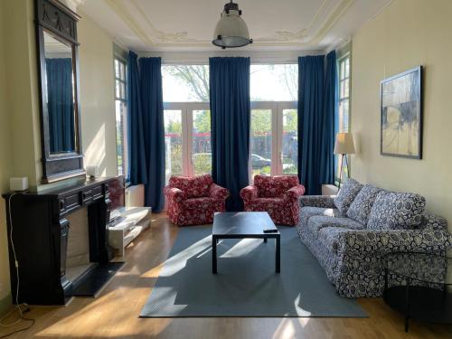 Scheveningen Apartamento | Multatuli House by Hofstad Studios