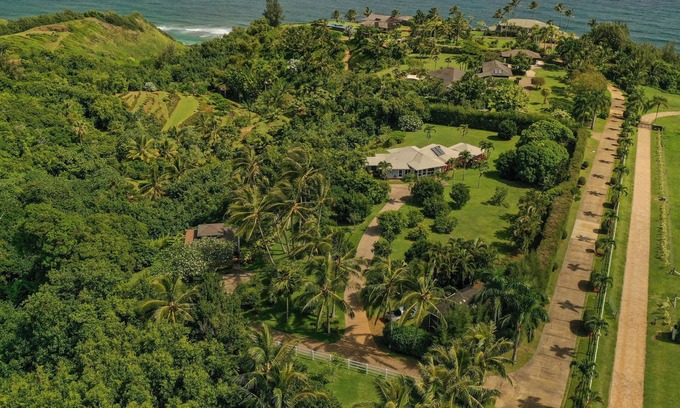Kilauea Casa | Casa 2BR privada y casa de campo 1BR con vistas al mar cercanas, Peace & Spa. TVNC # 4284