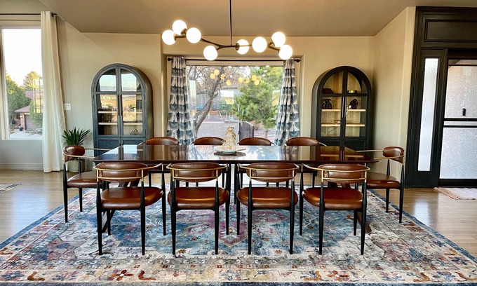 Northwest Colorado Springs Casa | Multi-family get away with breath taking Colorado views.