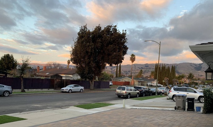 East San Jose Casa | Multi-generational house with an in-law unit