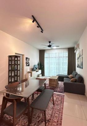 Taman Saujana Apartamento | Mumu Homestay at Parc Regency, JB