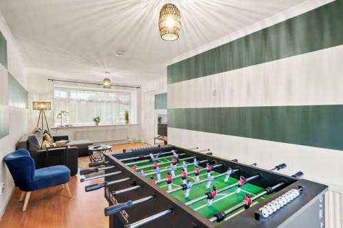 Swindon Casa | Mundy Avenue, Long Stay Disc, Parking, Wifi