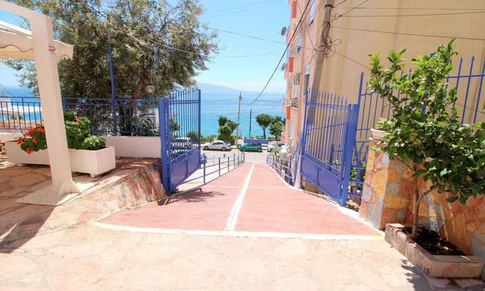 Sarande Hotel | Murati Suites