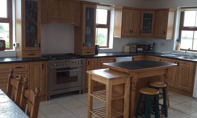 Ballyduff Cabaña | Murphy's Irish Farmhouse Near Ballybunion