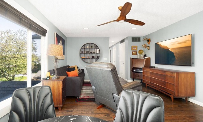 South Park Casa | Musician’s Escape in South Seattle Near It All