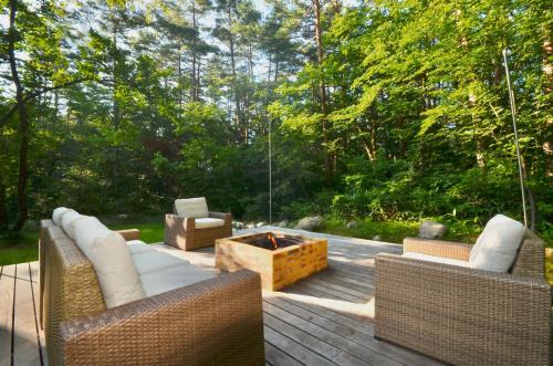 Hokujo Chalet De Esquí | Muskoka House — Stunning architect-designed chalet