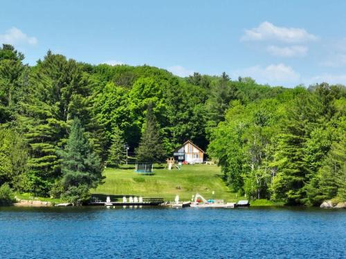 Muskoka Lakes Chalet De Esquí | Muskoka Lakefront 3-bdrm Chalet #90