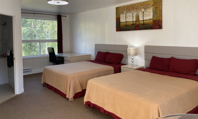 Gravenhurst Hotel | Muskoka Nights Motel
