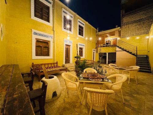 Bukhara Hotel | MUSLIMA HOTEL Boutique