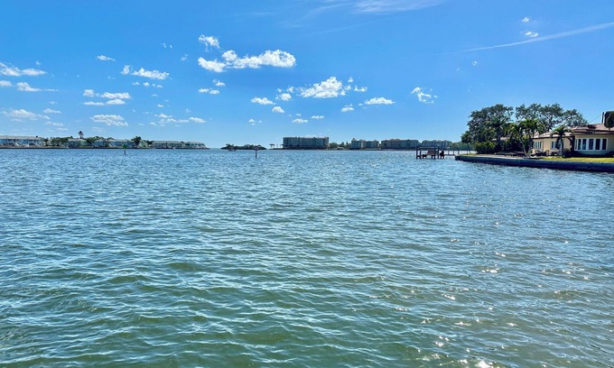 Coquina Key Casa | Must Try! Heart of St. Pete Waterfront Private Dock 3 bedroom house with office