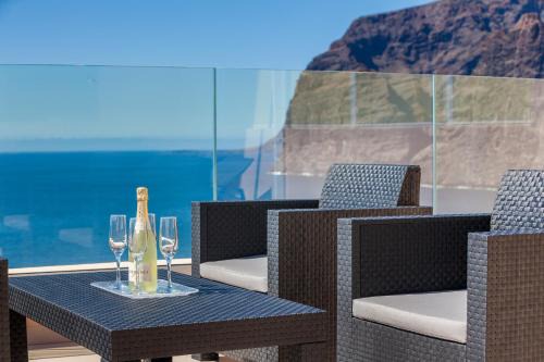 Los Gigantes Apartamento | Muy Buenavista - Excellent view for Los Gigantes
