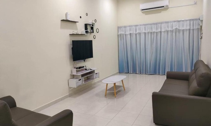 Sitiawan Casa | My Homestay Sitiawan - Astronaut Space House 8 Pax
