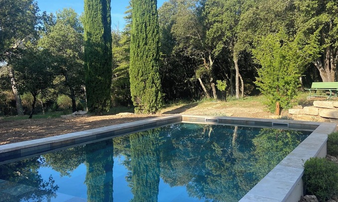 Peypin-d'Aigues Casa | My house in the luberon. In an oak wood, to enjoy Provence...