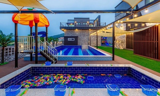 Samgon-mal Casa | My Kids Pool Villa
