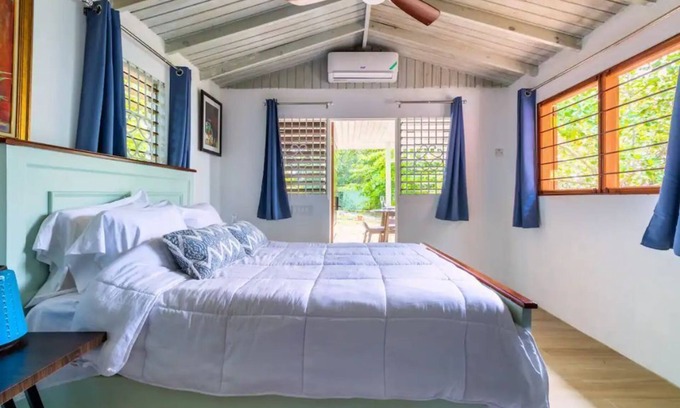 Cousins Cove Cabaña | My Little Cottage in Jamaica