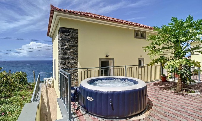 Ponta Delgada Apartamento | My school II by Atlantic Holiday