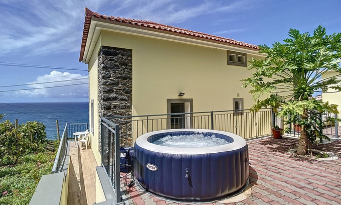 Ponta Delgada Apartamento | My School II by Atlantic Holiday