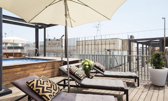 el Fort Pienc Apartamento | My Space Barcelona 6 Apart. con piscina cerca de la Catedral hasta 48 pax