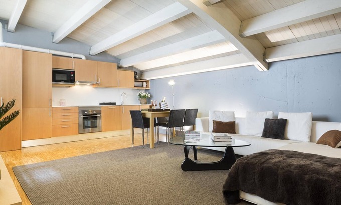 Sant Gervasi Apartamento | My Space Barcelona Ático Nuevo en Barcelona para Estancias Largas en el Centro