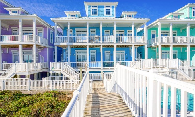 Surf City Casa | My Turn at Surf City
